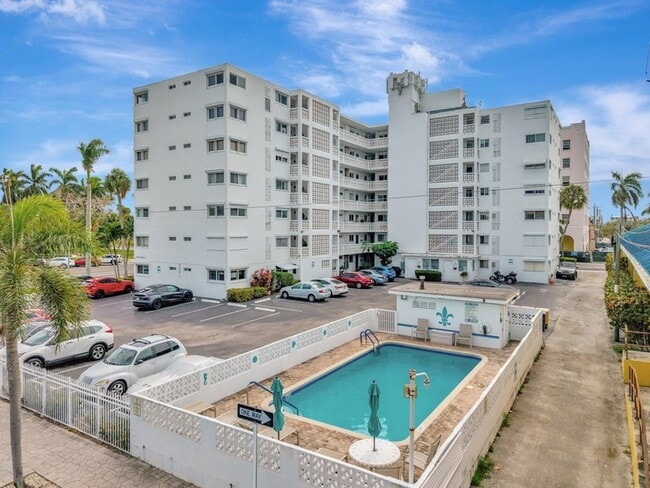 Photo - 1 N Golfview Rd Unidad 305E