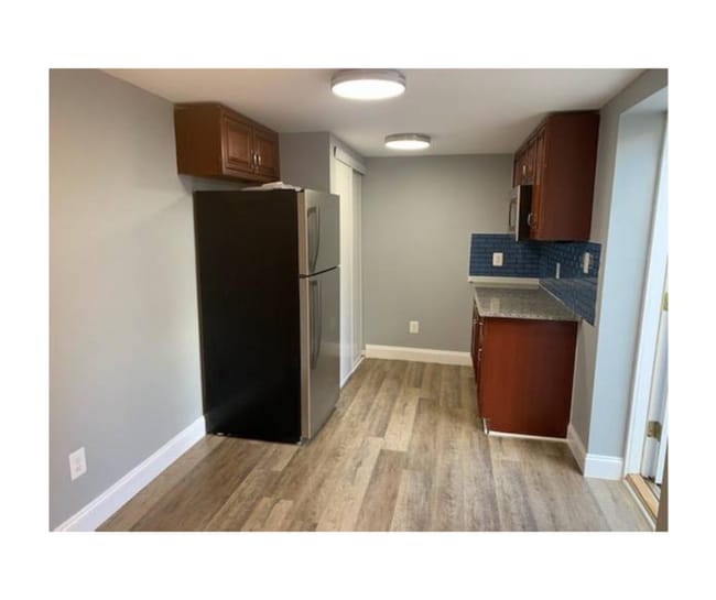 Photo - 928 Argonne Dr Unit H with bath Available $700