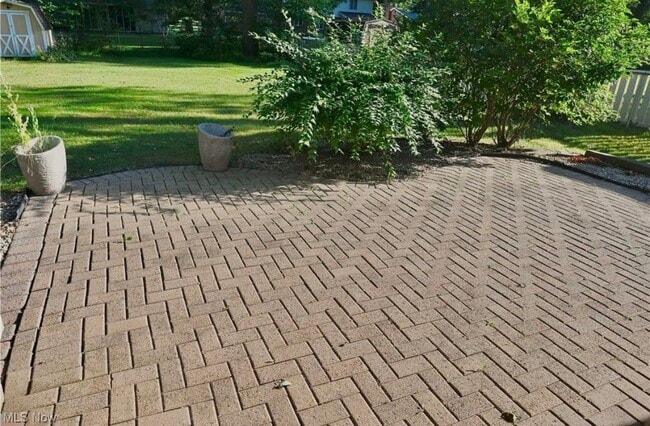 Paver patio - 365 Sleepy Hollow Dr
