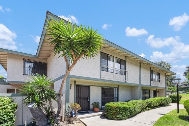 Photo - 10131 Caminito Zar Townhome