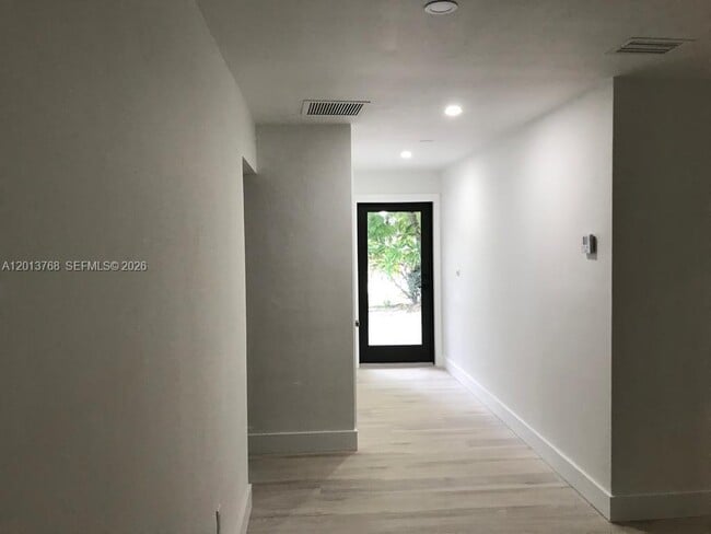 Photo - 9401 SW 64th Terrace