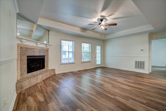 Photo - 328 Cain Rd