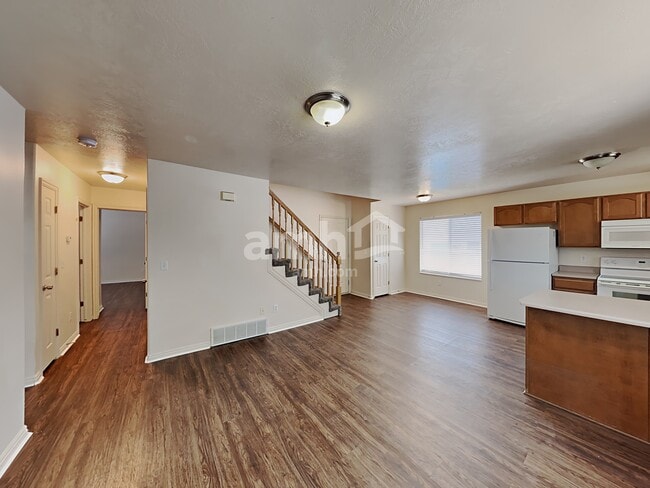 Photo - 7658 Snowy Owl Rd