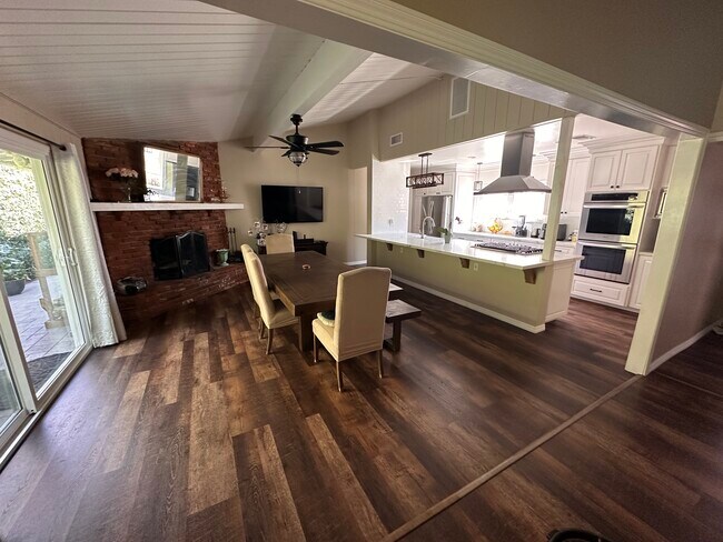 Photo - 3624 La Crescenta Ave