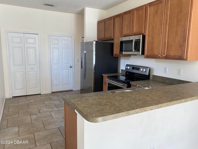 Photo - 1936 Cove Point Rd