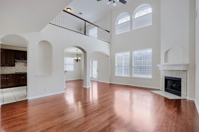 Photo - 3817 Links Ln
