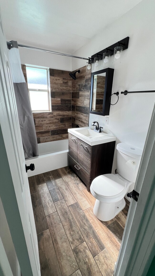 Photo - 3523 W Maricopa St