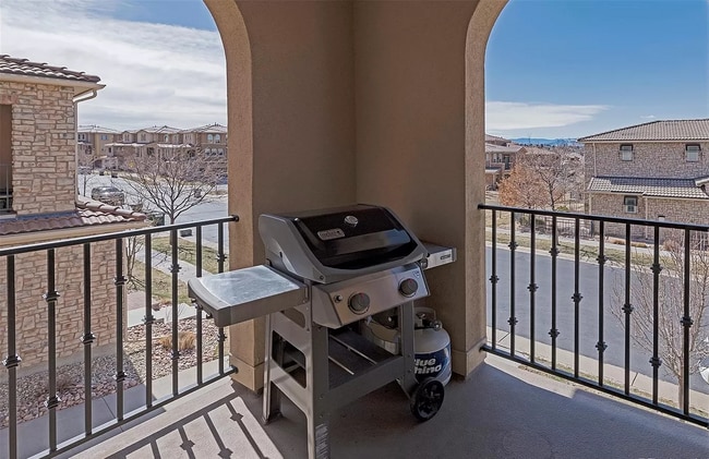 Photo - 9420 Loggia St