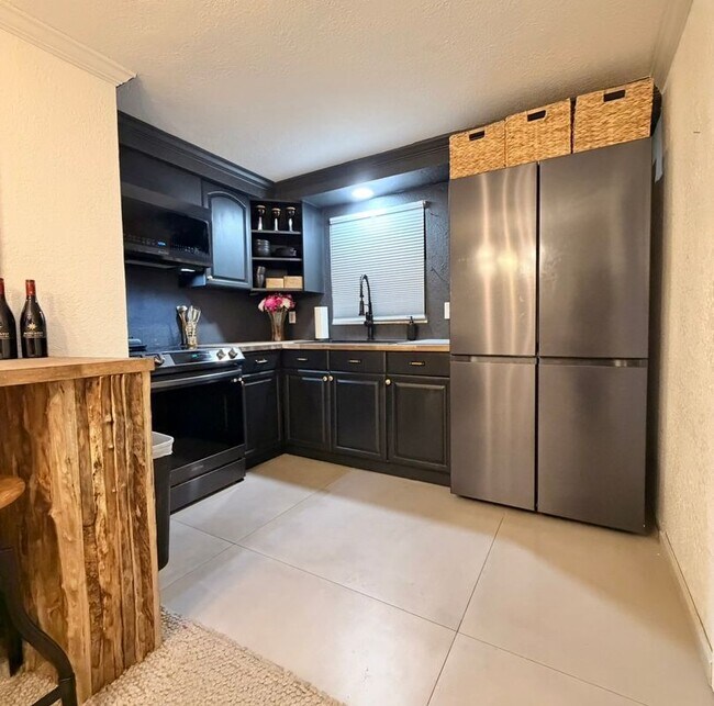 Photo - 7060 52nd St N