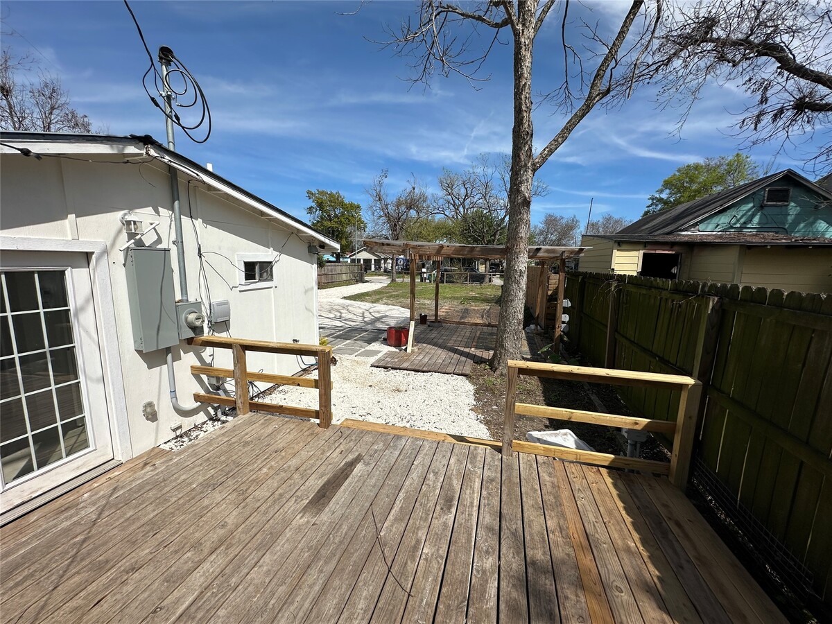 Photo - 4109 Edison St