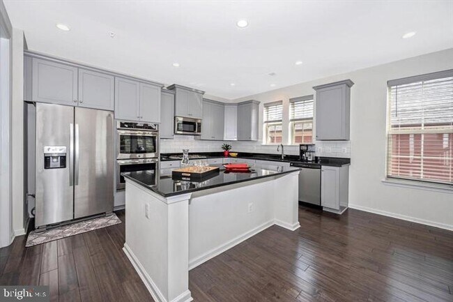 Photo - 3539 Shady Pines Ln