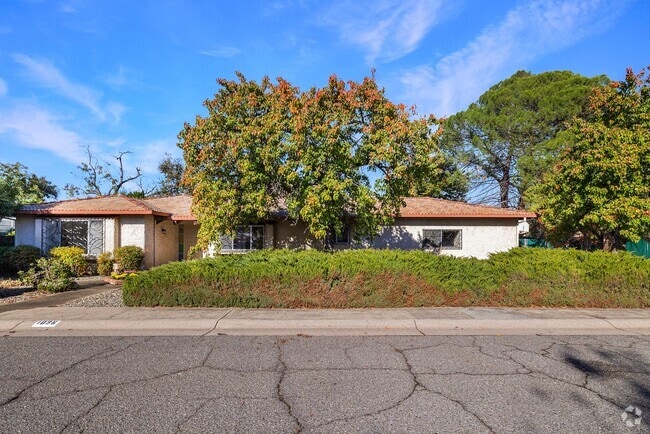 Building Photo - 1096 Corino Real Ct Rental