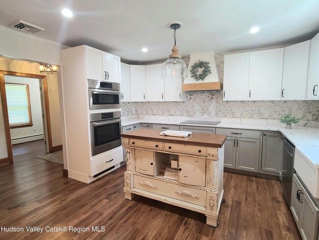 Photo - 24 Dubois Rd