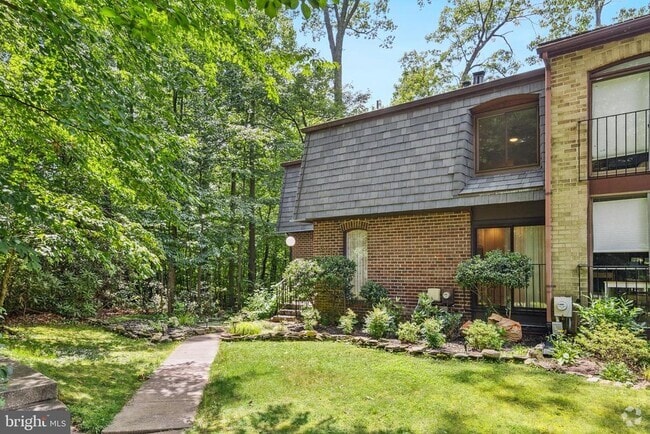 Building Photo - 8080 Inverness Ridge Rd Rental