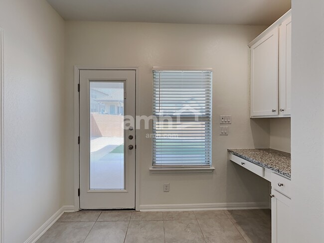 Photo - 2126 Abadeer Trail
