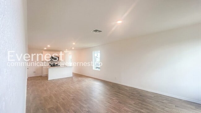 Photo - 5962 Celestite Bd