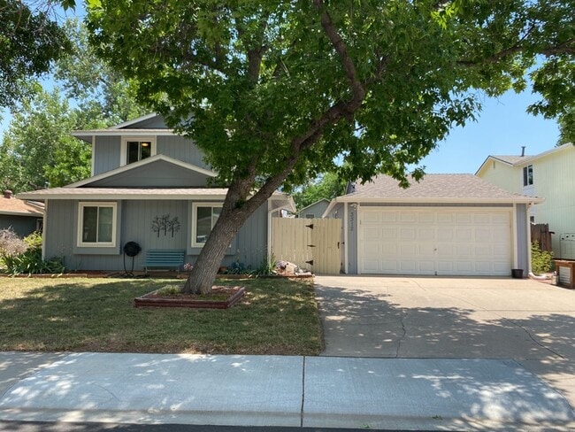 Photo - 3 Bed 2.5 Bath Single-Family Home on Cul-De-Sac w/ Large Fenced Backyard, Garage