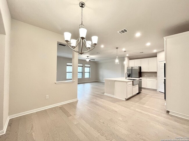 Photo - Hill Country Retreat