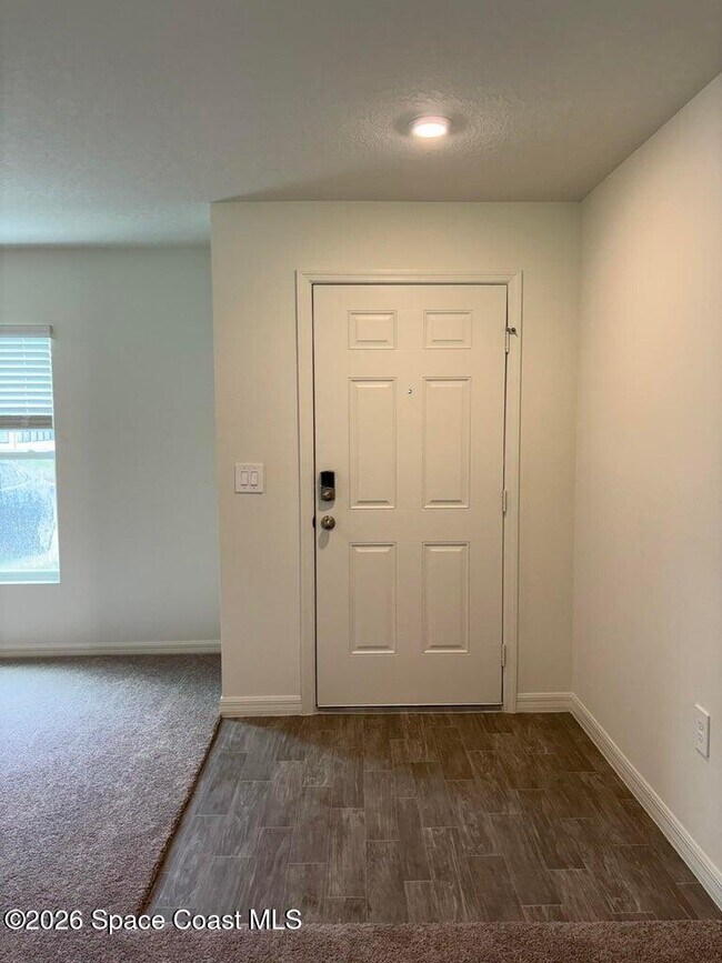 Photo - 1109 Altamira St NW