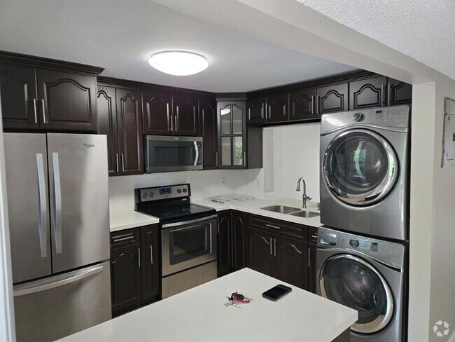Building Photo - 7830 Northwest 33rd Street Unit 106 Rental