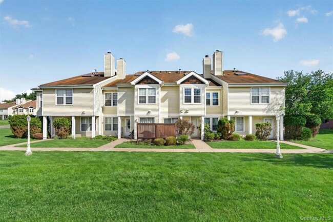 Building Photo - 1208 Whispering Hills Dr