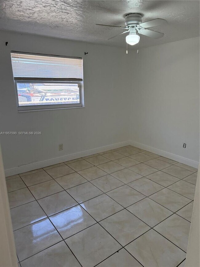 Photo - 2287 NW 33rd St