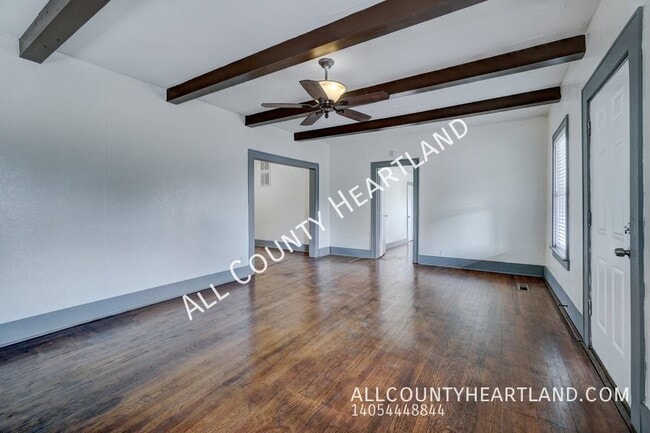 Photo - 801 NW 90th St