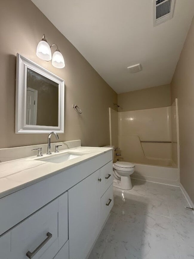 Photo - 2930-2932 Lakemont Dr SW Unit 2930