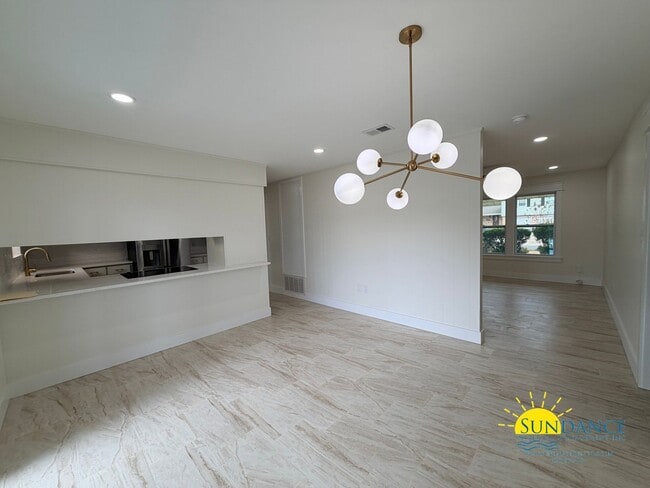 Photo - Beautifully Renovated 4BR Home with Private Pool in Fort Walton Beach!