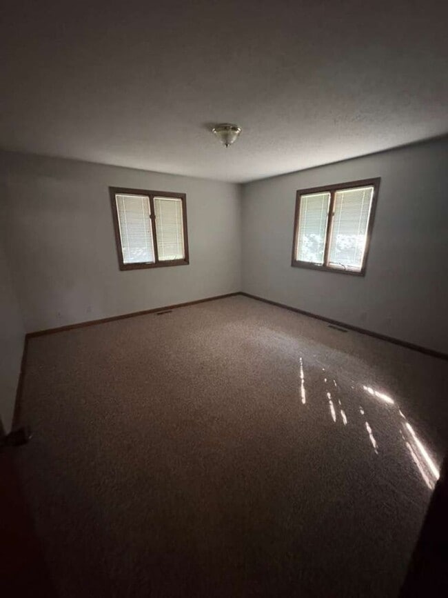 Photo - 24159 Evergreen Ct