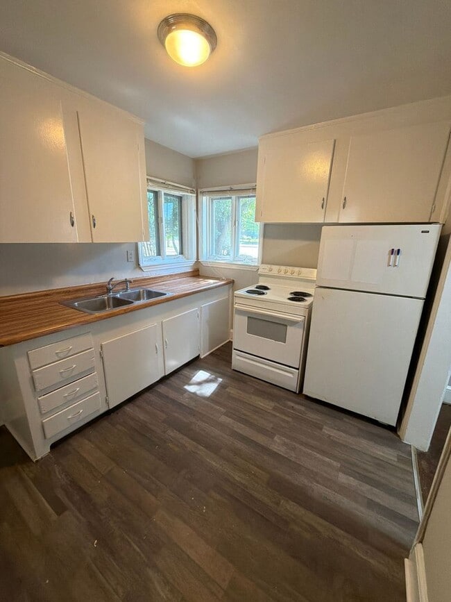 Photo - T.R. Lawing Realty Property