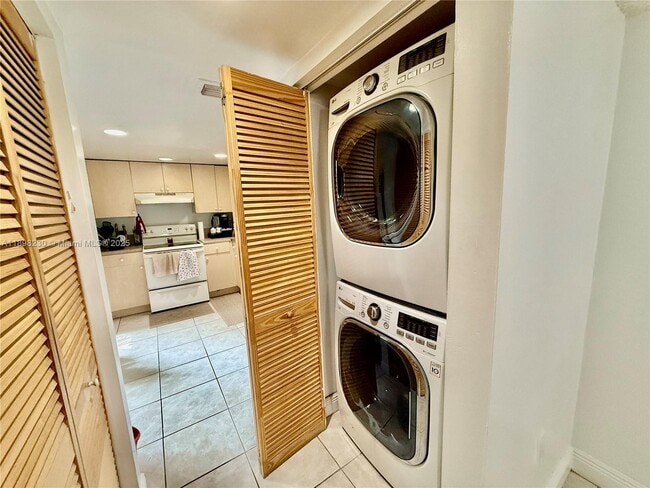 Photo - 8331 SW 157th Ave Unit 405