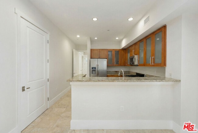 Photo - 2020 Holly Dr Unidad 5