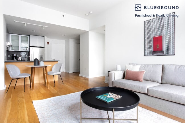 Photo - 303 Third St Unidad FL1-ID387