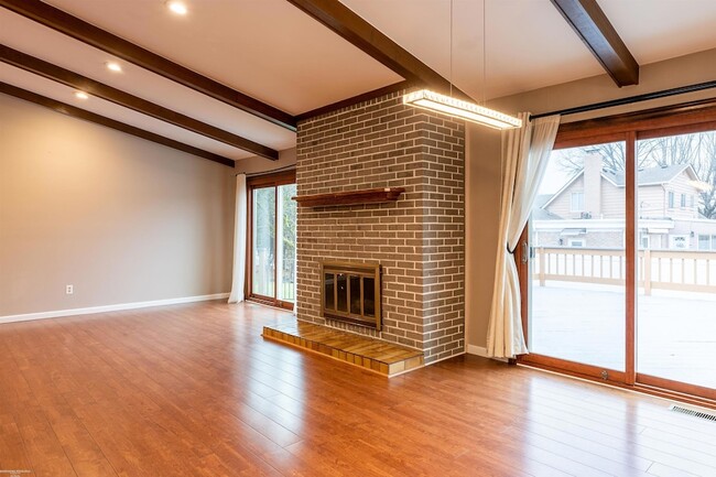 12113 Volpe Dr