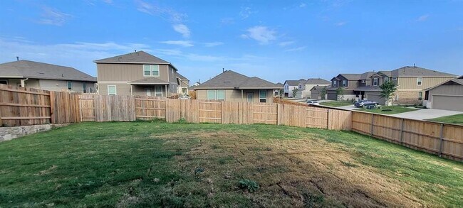 Photo - 195 Longstraw Dr