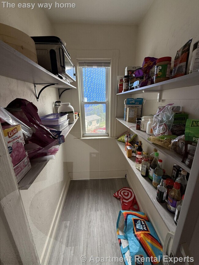 Photo - 61 Webster Ave Unit #2L