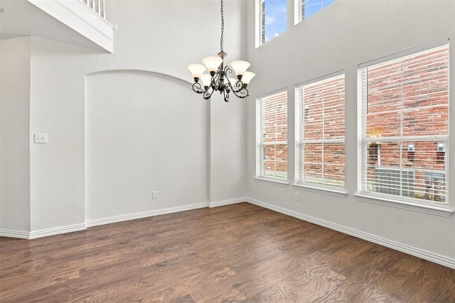 Photo - 1908 Hopkins Dr