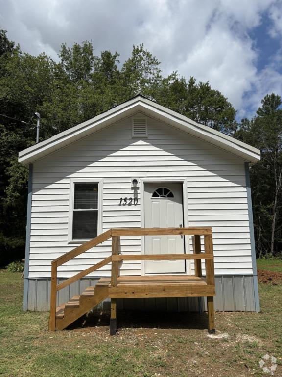 Building Photo - 1520 Race Track Rd Rental