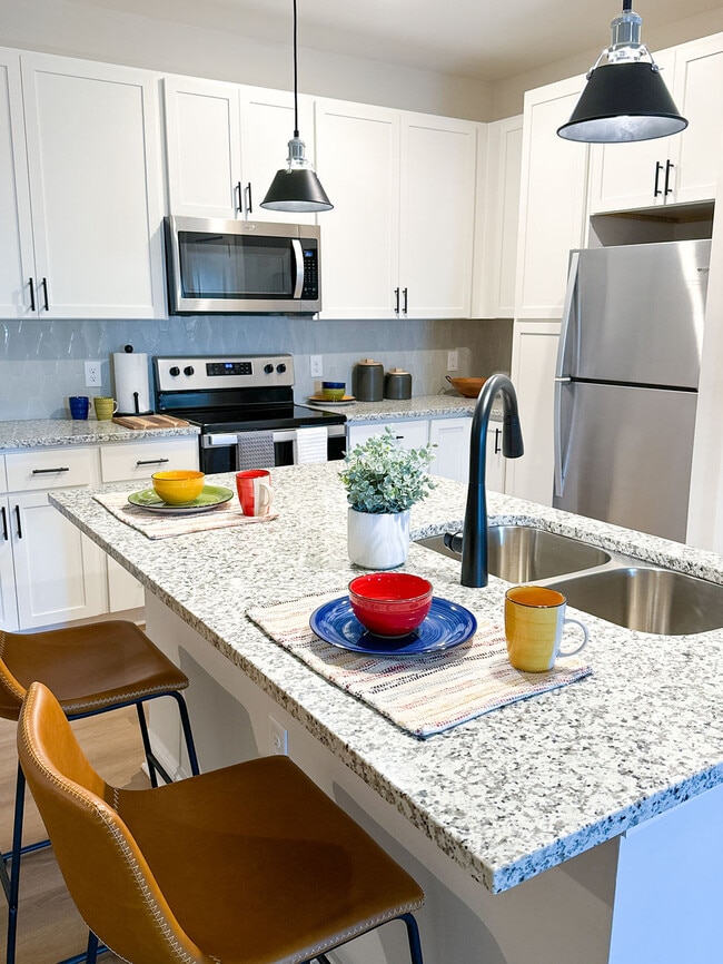 Ariston Place Apartments Bermuda Run, NC