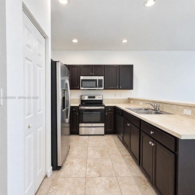 413 SE 32nd Terrace