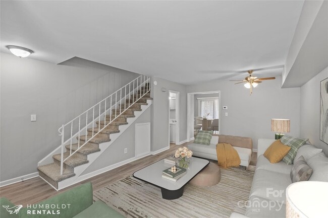 Photo - 301 Eagle Rd