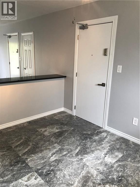 Photo - 29 Pontiac St Unité Lower