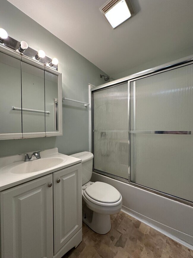 Photo - 3 Bedroom / 1 bathroom house