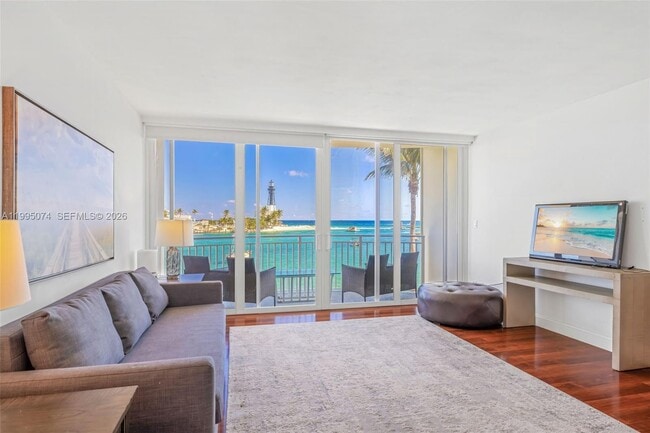 Photo - 2508 Bay Dr Unit 307