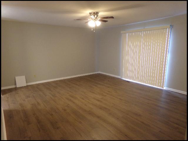 Photo - 1807 Sanford Dr