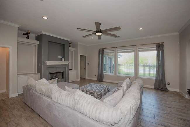 Photo - 5722 Delany Rd