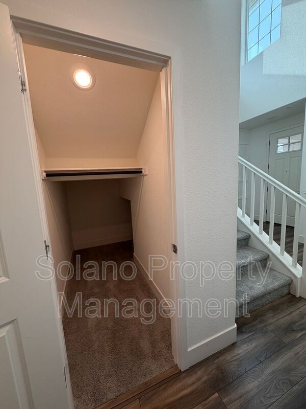 Photo - 2478 Founders Pl