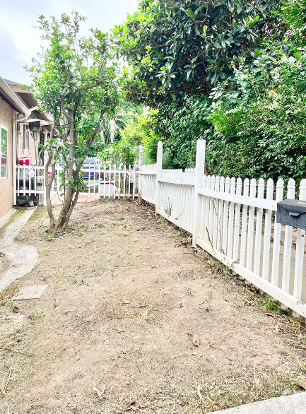 Building Photo - 201 Lake Shore Terrace Los Angeles, CA 90026 Rental