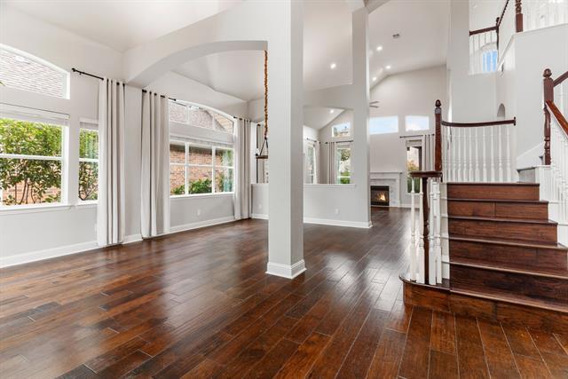 Photo - 2417 Brenham Dr